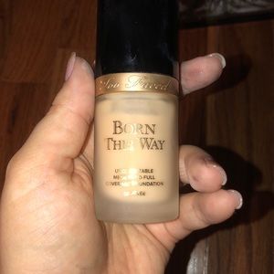 Too Faced Born This Way foundation med-full cover